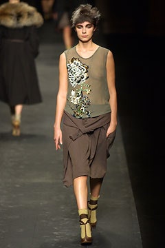 Dries Van Noten F/W 03 Look 57