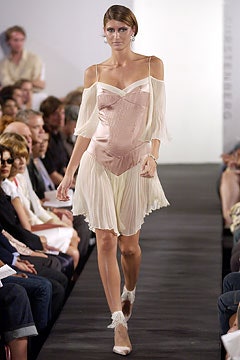 Diane von Furstenberg S/S 04 Look 3