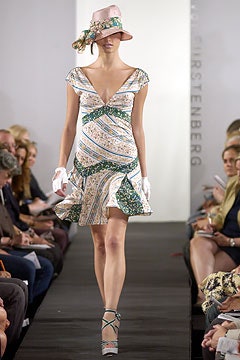 Diane von Furstenberg S/S 04 Look 13