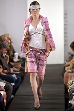 Diane von Furstenberg S/S 04 Look 16