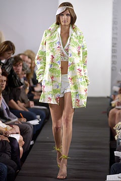 Diane von Furstenberg S/S 04 Look 21