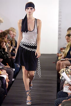 Diane von Furstenberg S/S 04 Look 35