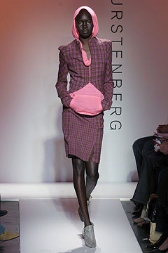 Diane von Furstenberg F/W 04 Look 5