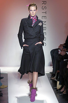 Diane von Furstenberg F/W 04 Look 7