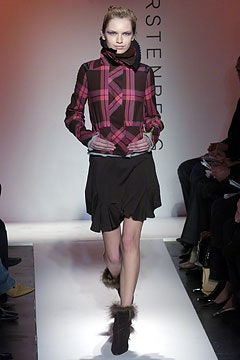 Diane von Furstenberg F/W 04 Look 11