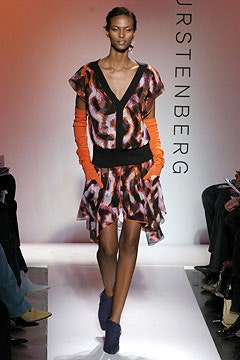 Diane von Furstenberg F/W 04 Look 26