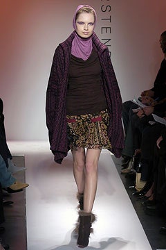 Diane von Furstenberg F/W 04 Look 30