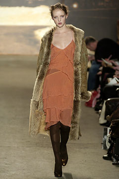 DKNY F/W 04 Look 12