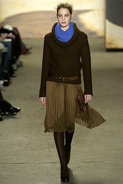 DKNY F/W 04 Look 39