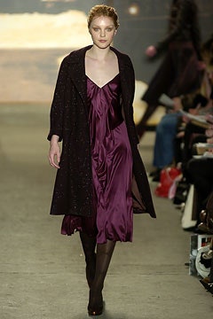 DKNY F/W 04 Look 44
