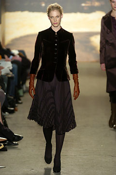 DKNY F/W 04 Look 56