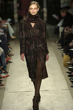 Donna Karan F/W 04 Look 23