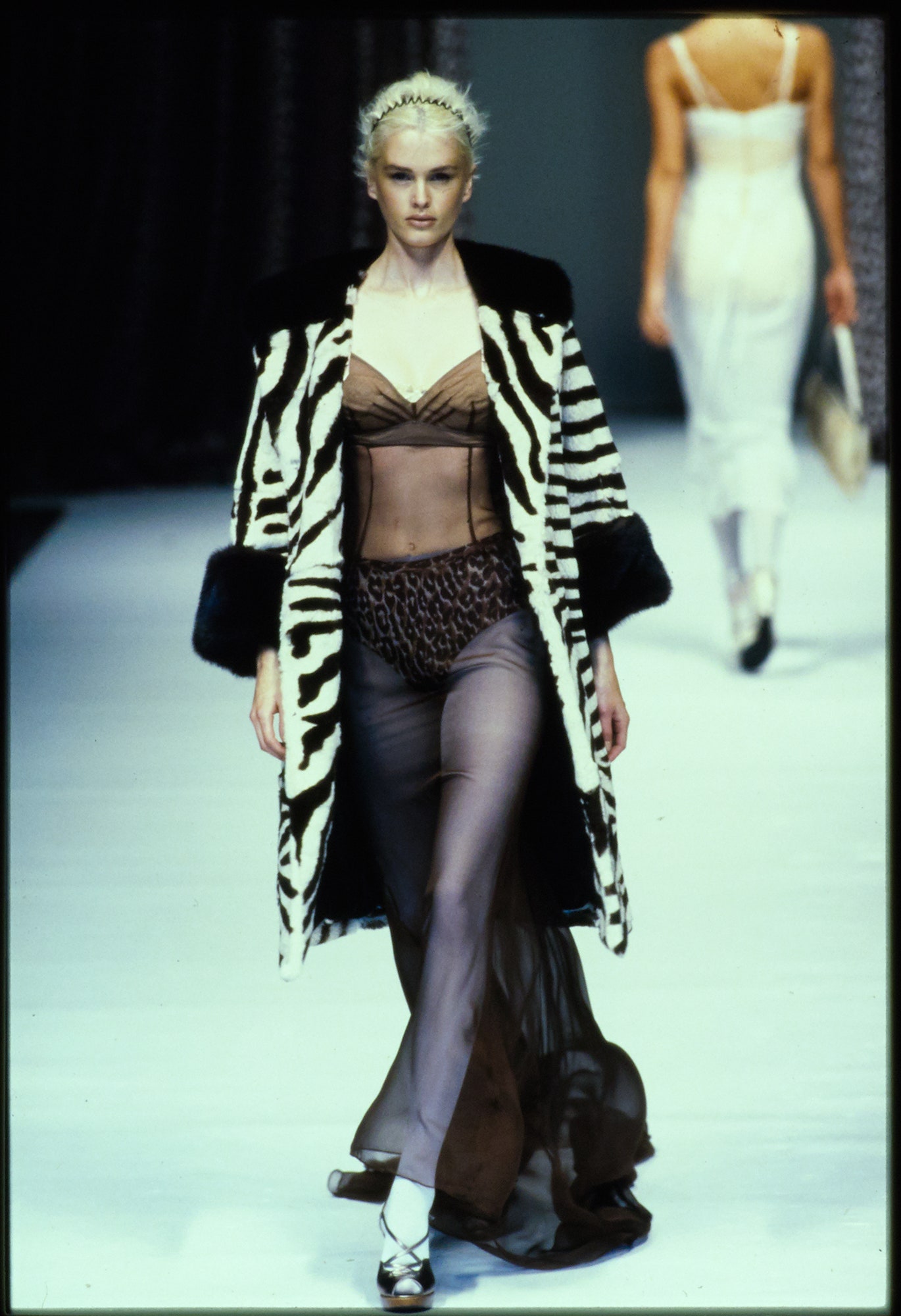 Dolce & Gabbana S/S 97 Look 106