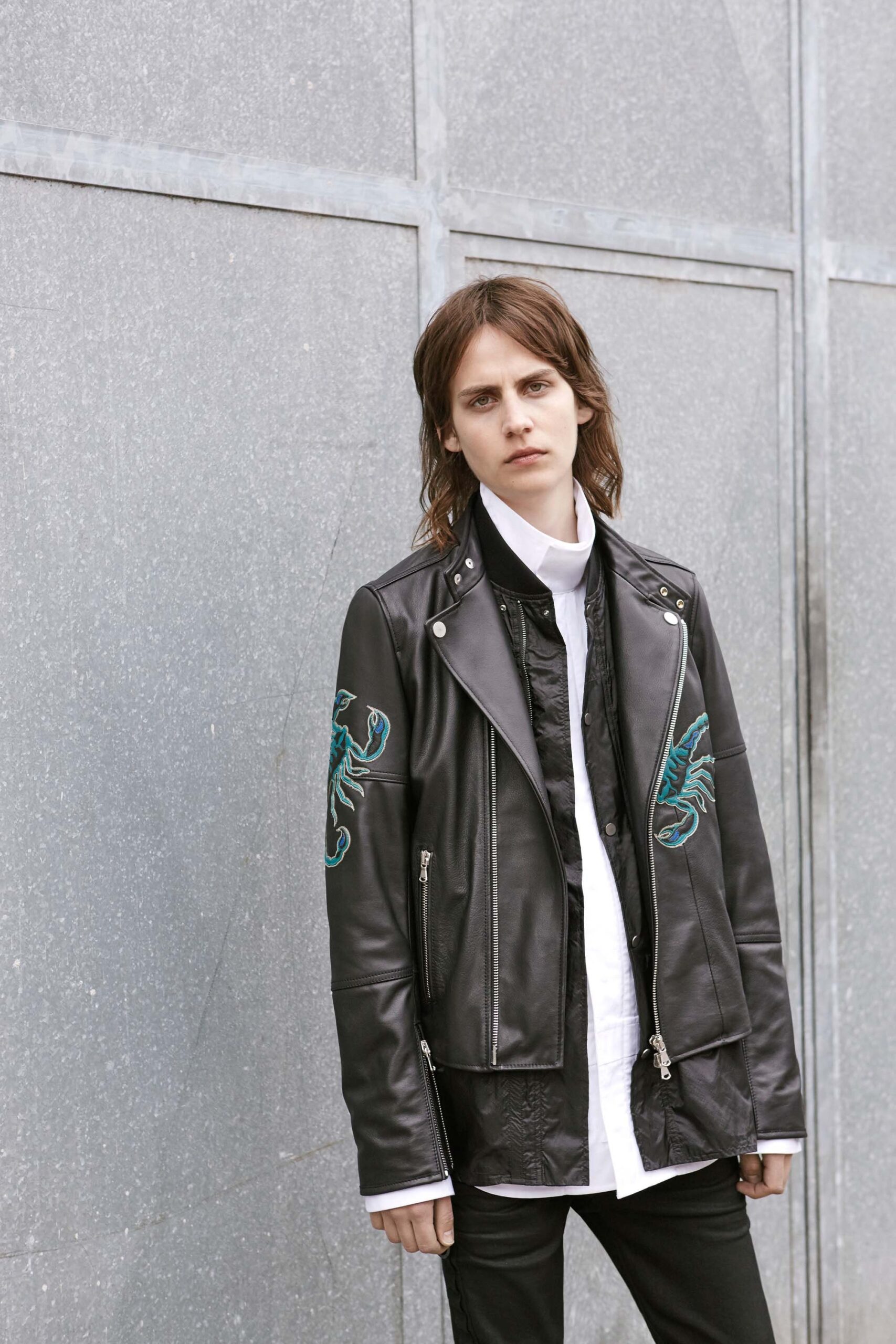 Diesel Black Gold Resort 17 Look 24