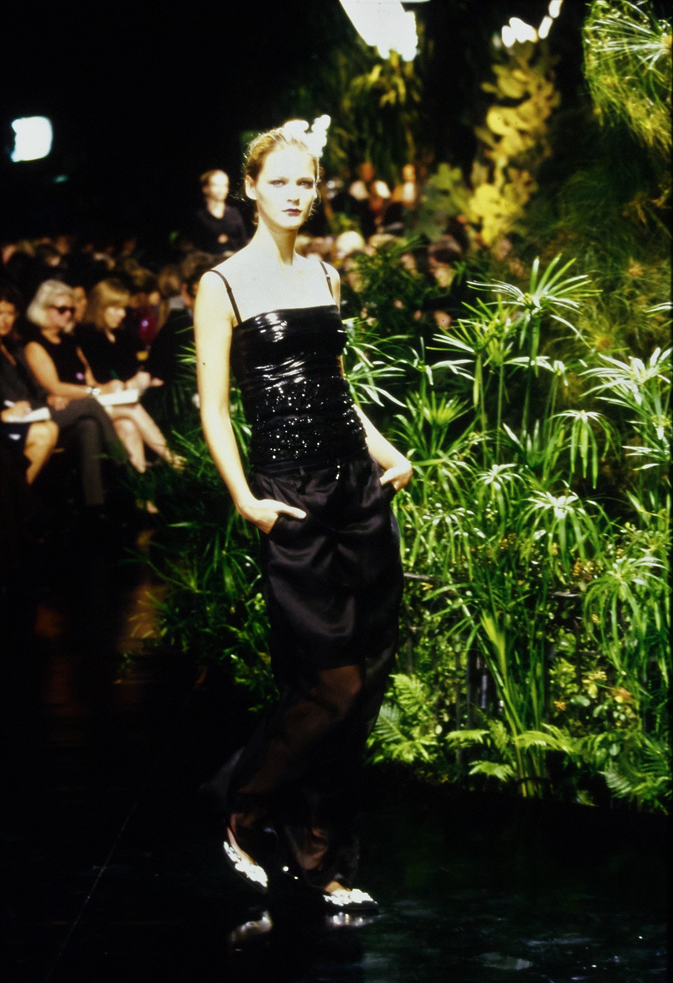 Dolce & Gabbana S/S 99 Look 81