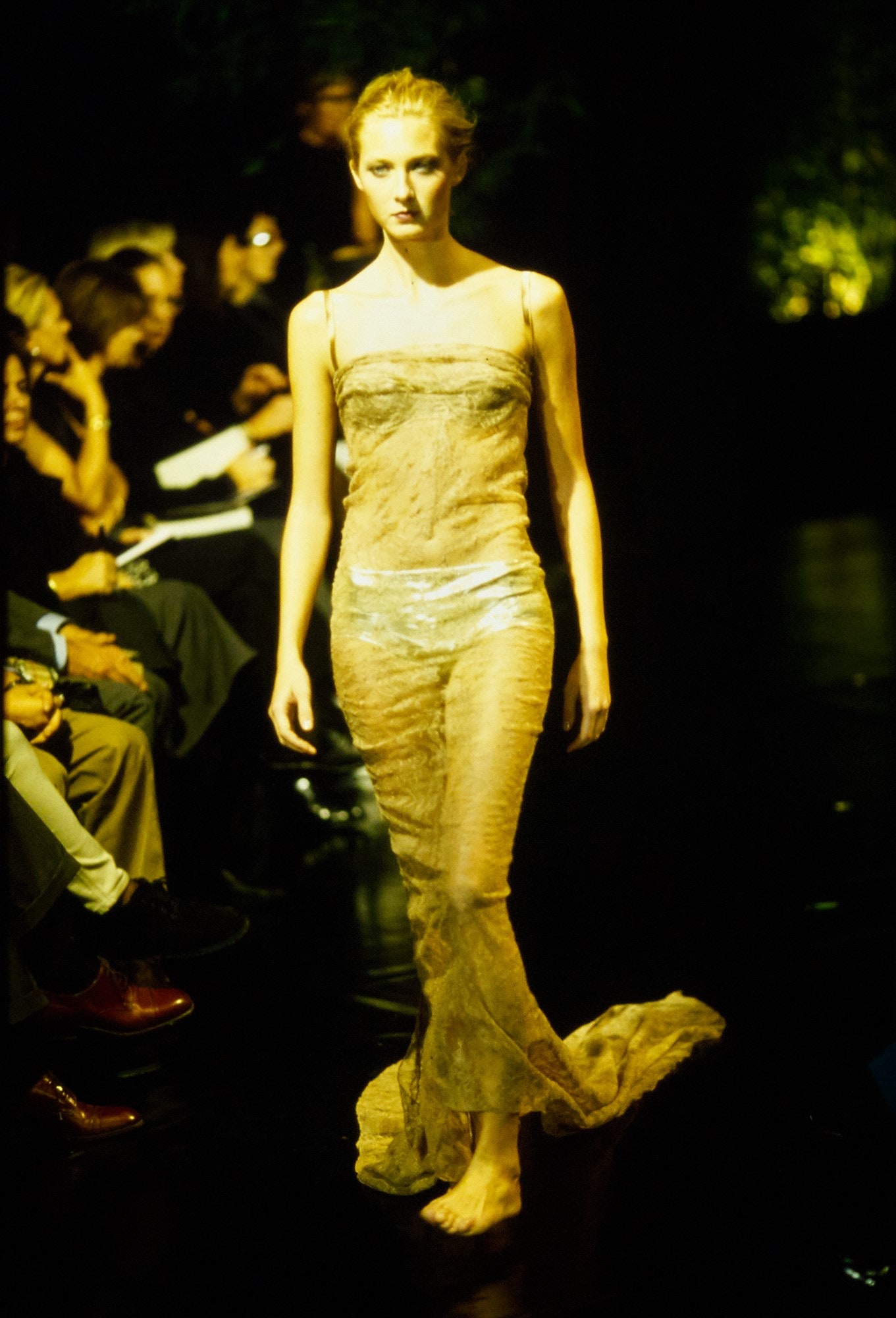 Dolce & Gabbana S/S 99 Look 100