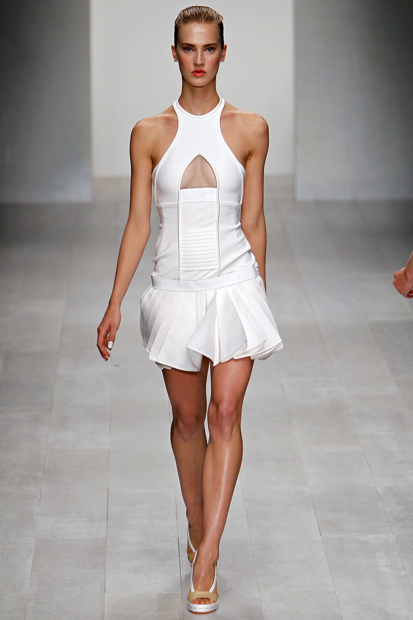 David Koma S/S 13 Look 32