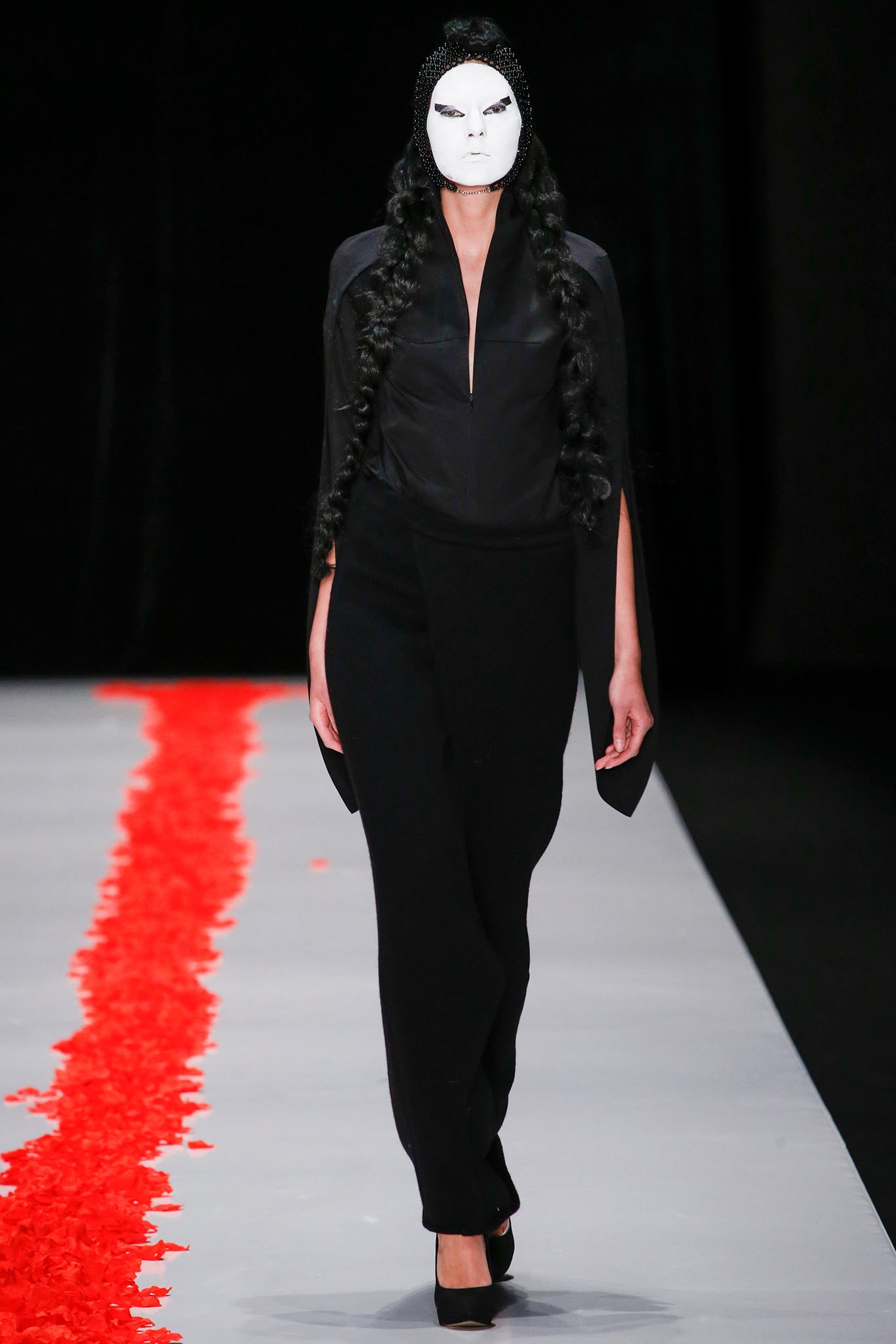 Dimaneu Russia F/W 15 Look 7