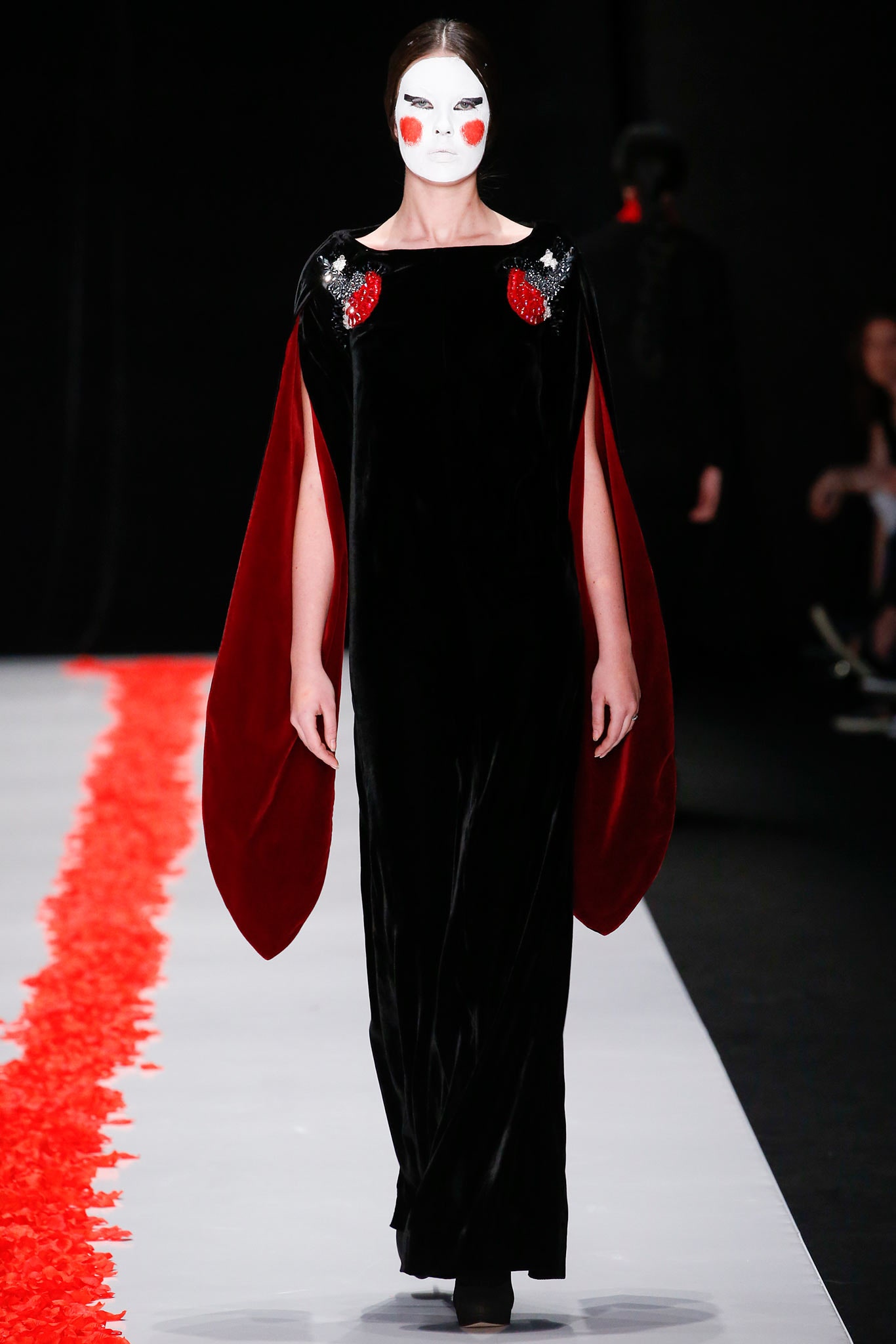 Dimaneu Russia F/W 15 Look 21