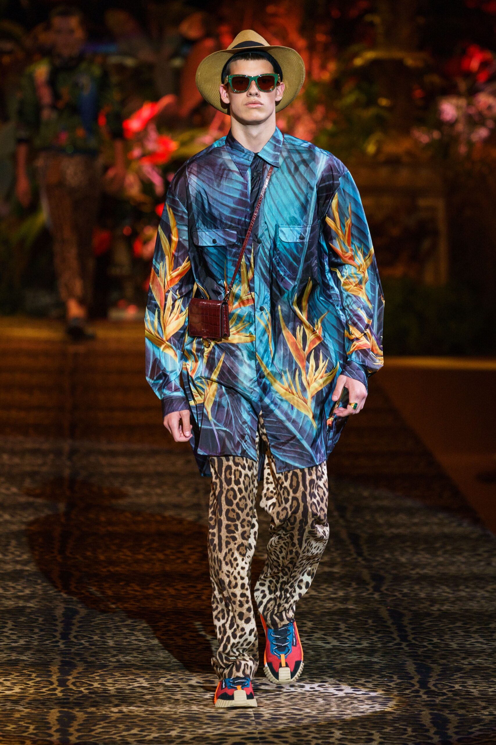 Dolce & Gabbana S/S 20 Menswear Look 1