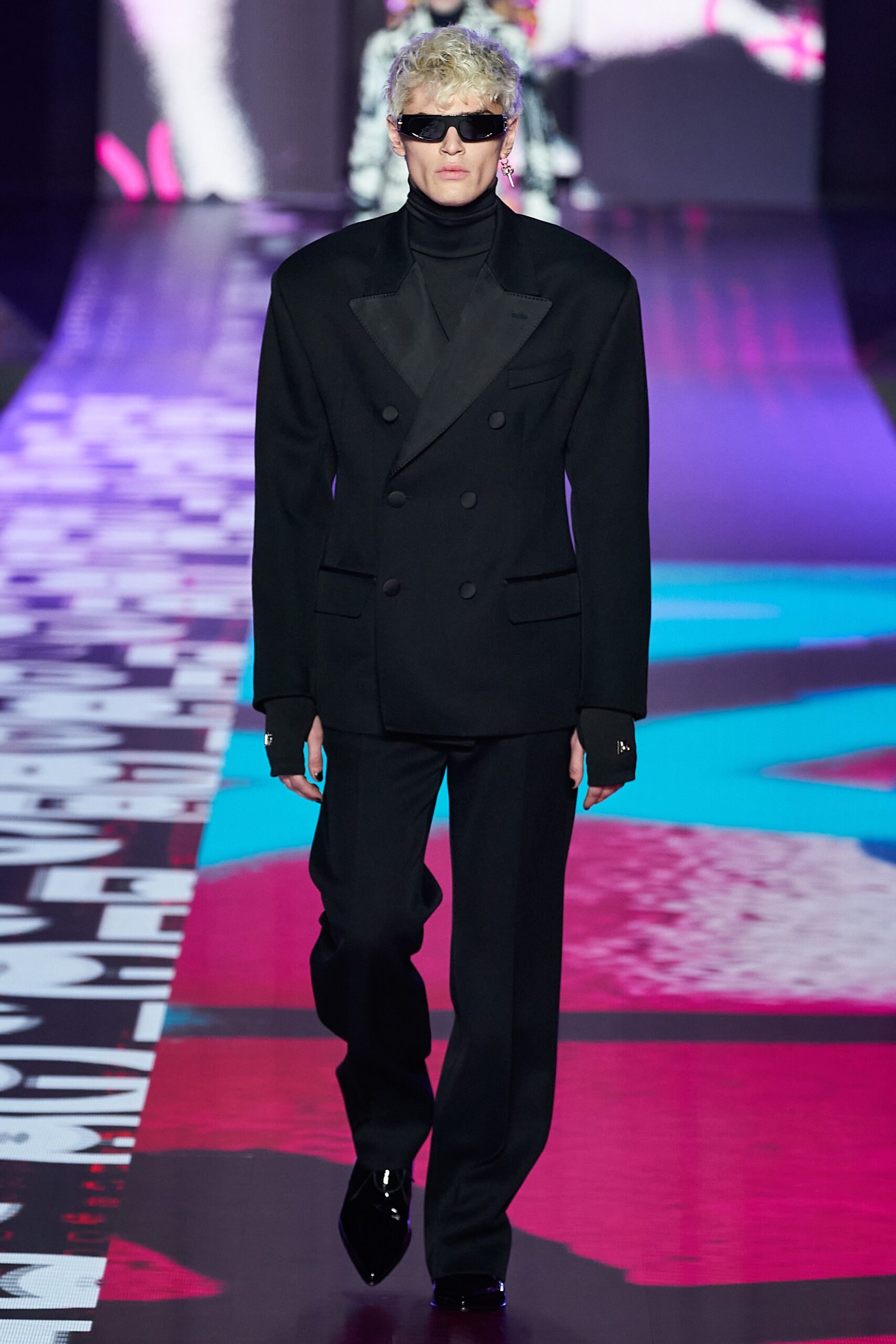 Dolce & Gabbana F/W 22 Menswear Look 2
