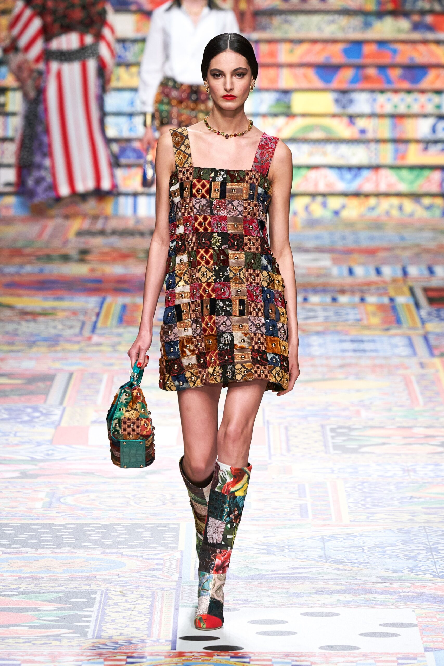 Dolce & Gabbana S/S 21 Look 7