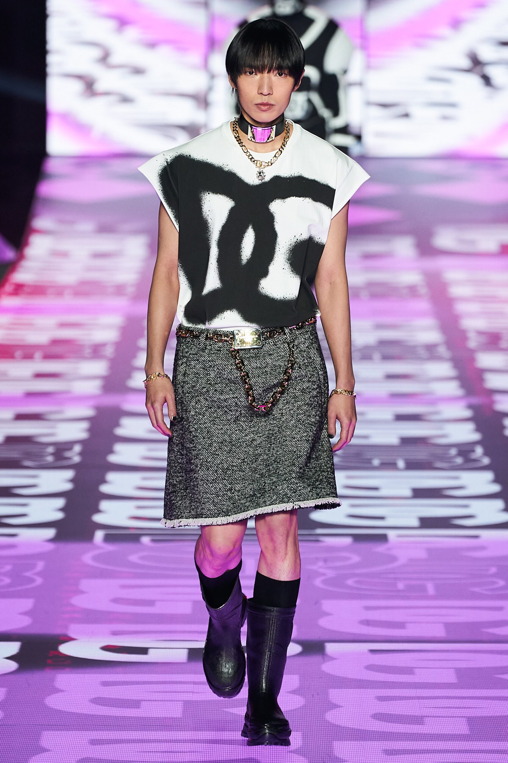 Dolce & Gabbana F/W 22 Menswear Look 8