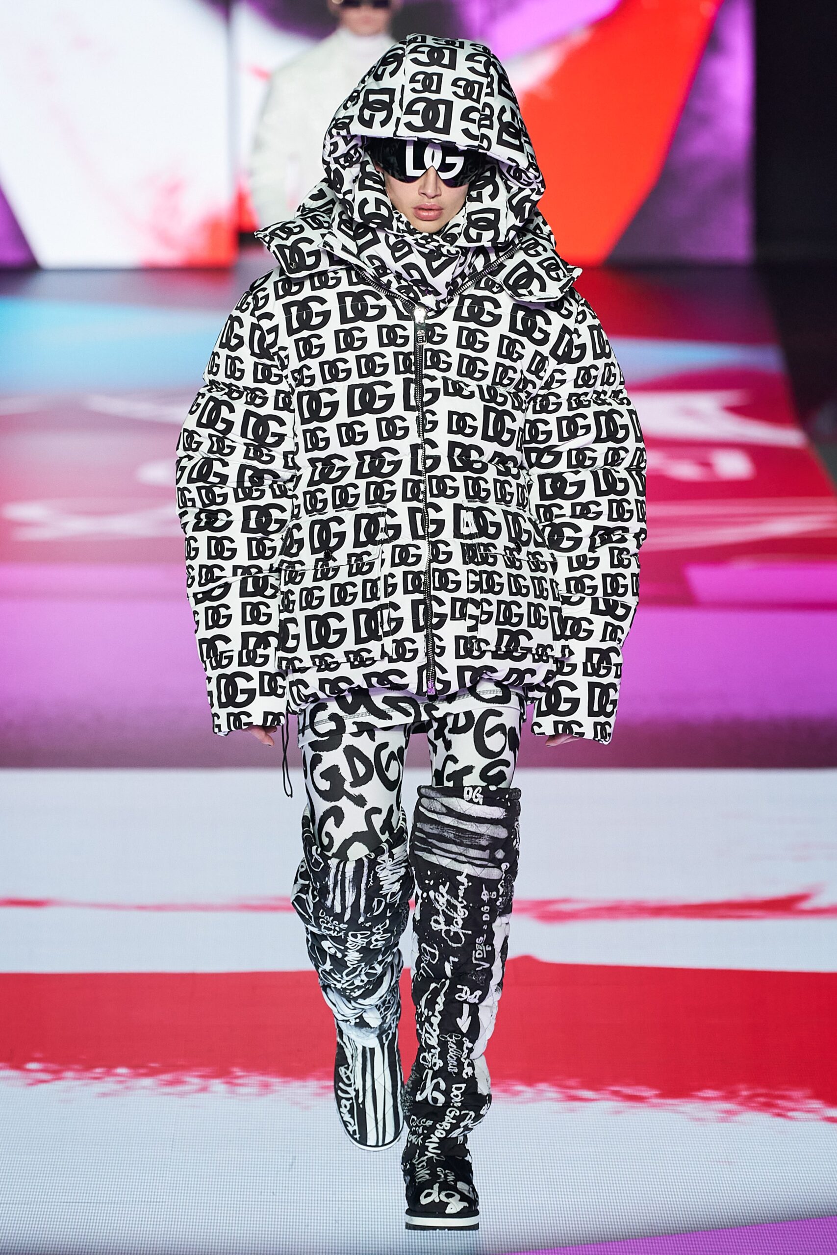 Dolce & Gabbana F/W 22 Menswear Look 11