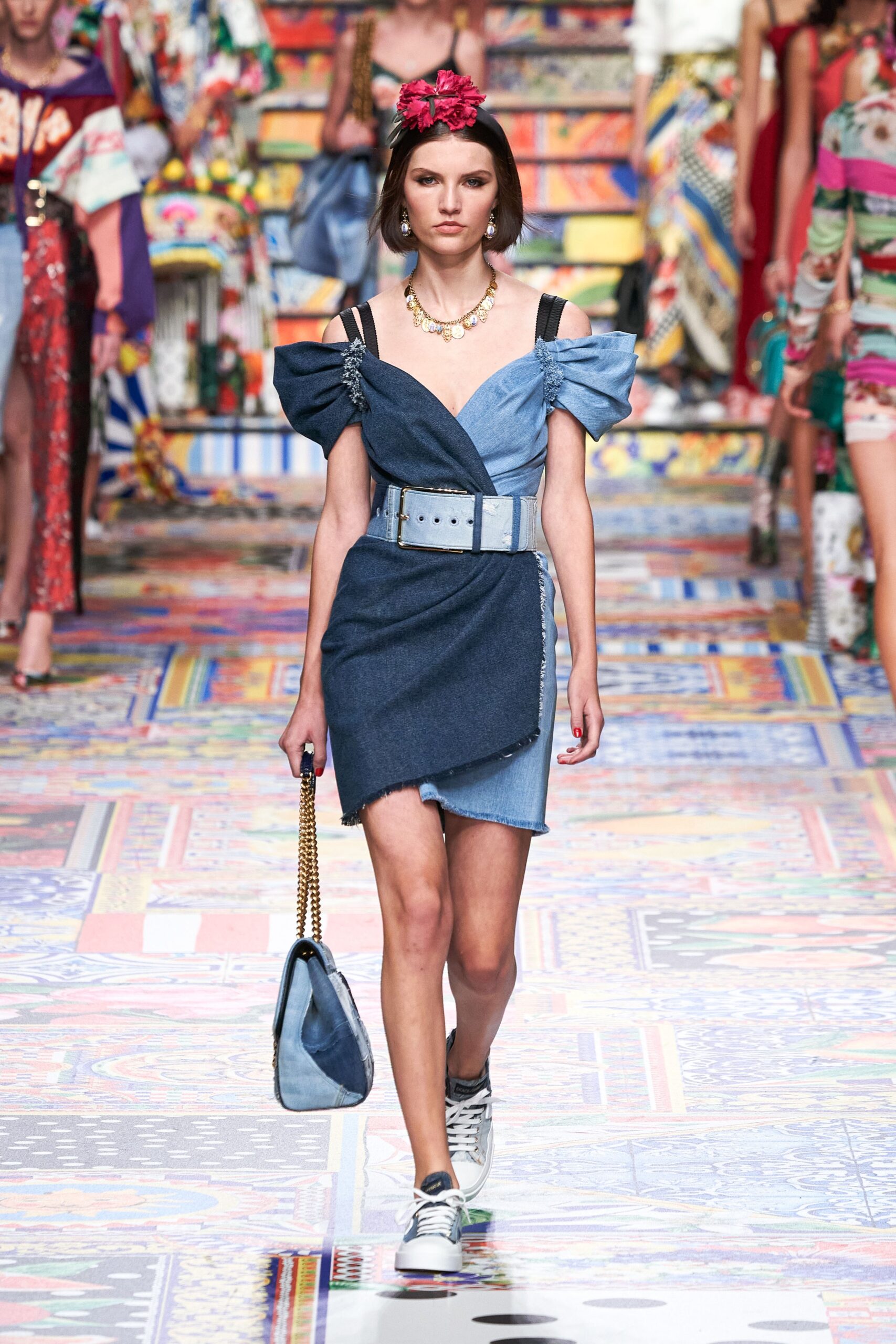 Dolce & Gabbana S/S 21 Look 15