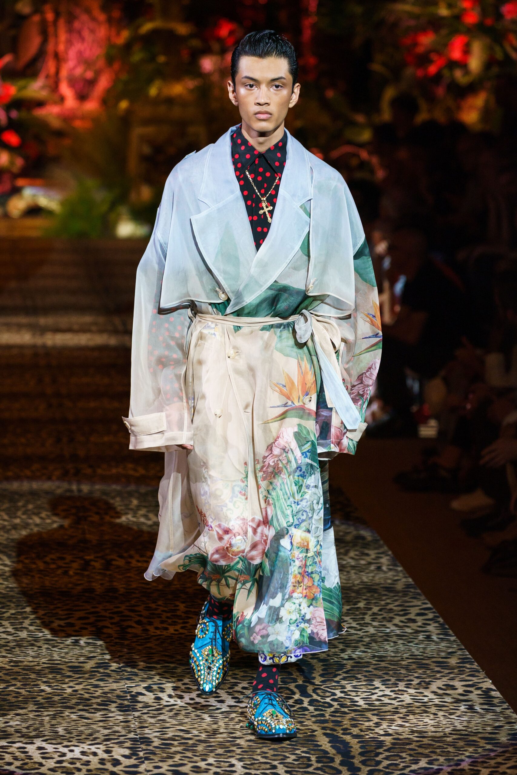 Dolce & Gabbana S/S 20 Menswear Look 16