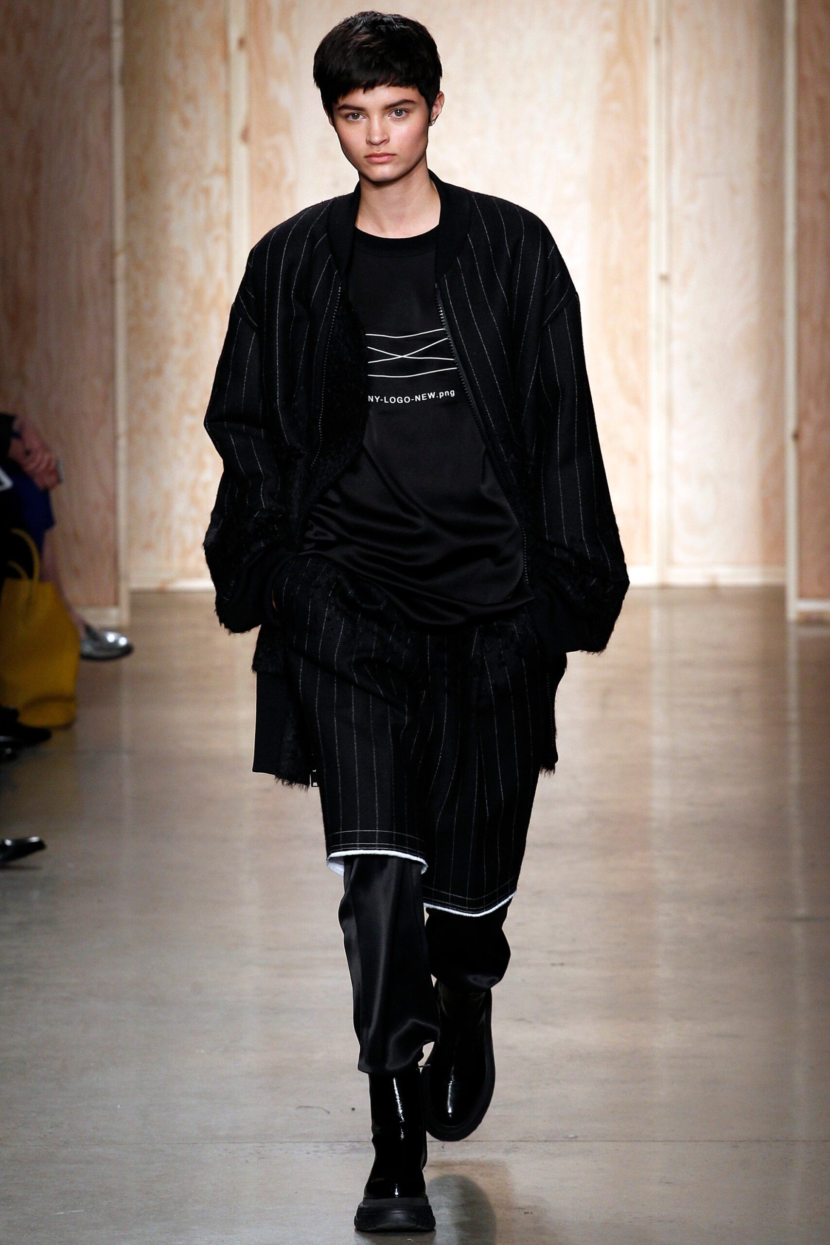 DKNY Fall 2016 Ready-to-Wear