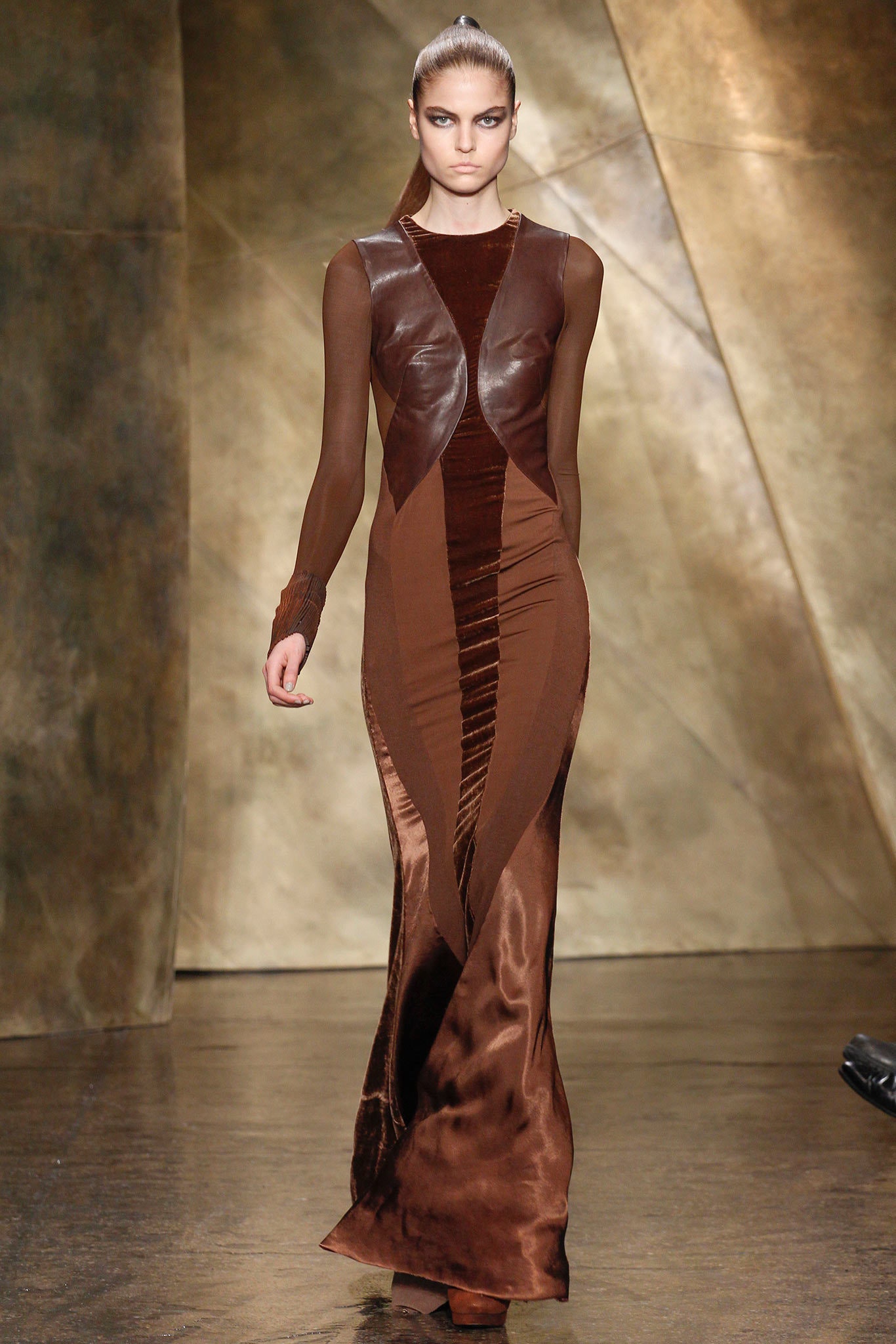 Donna Karan F/W 13 Look 7