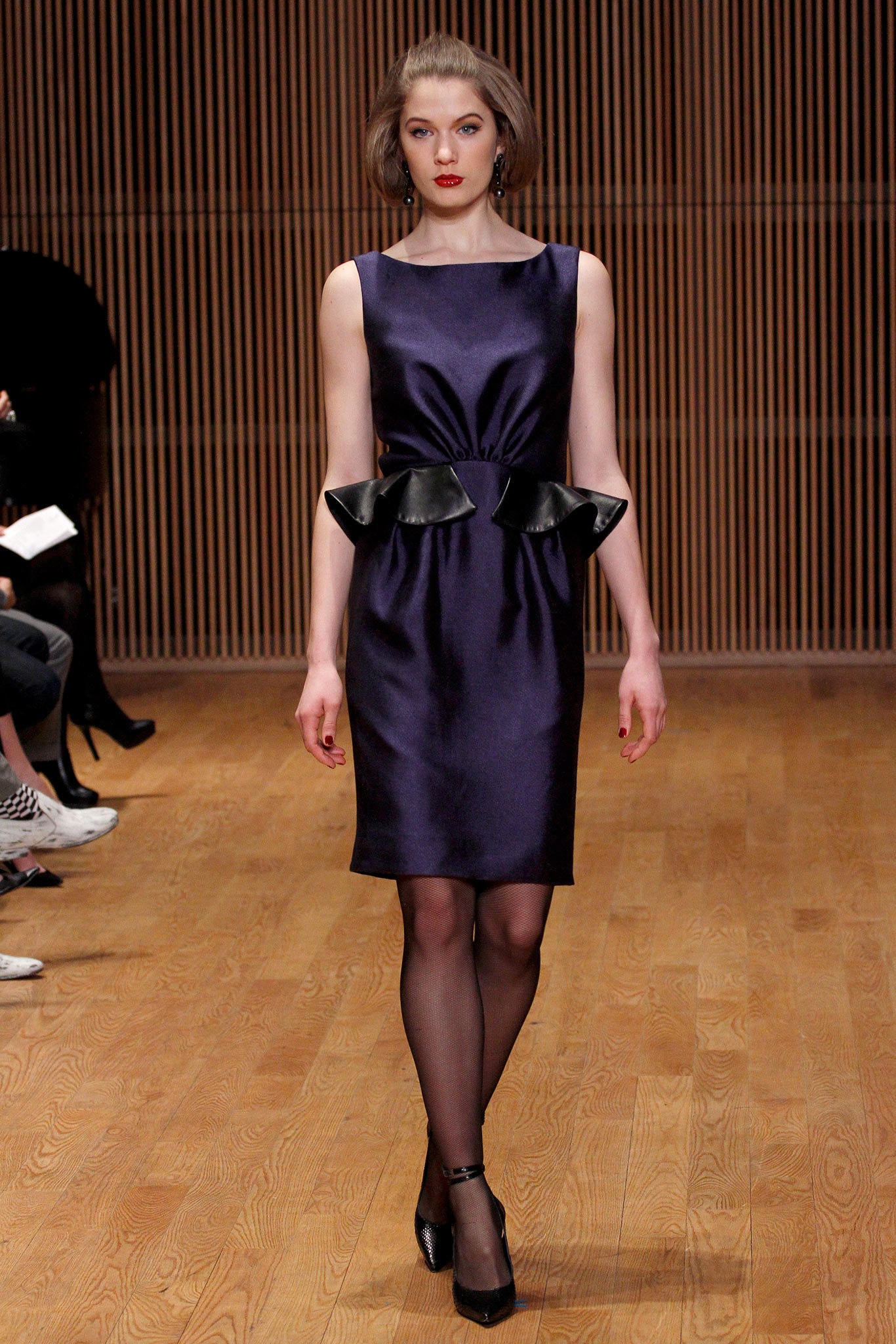 Douglas Hannant Fall 2013 Ready-to-Wear