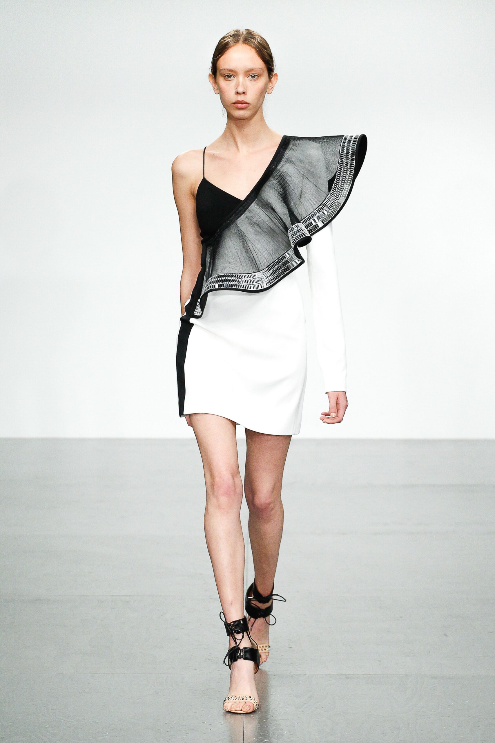 David Koma S/S 18 Look 74