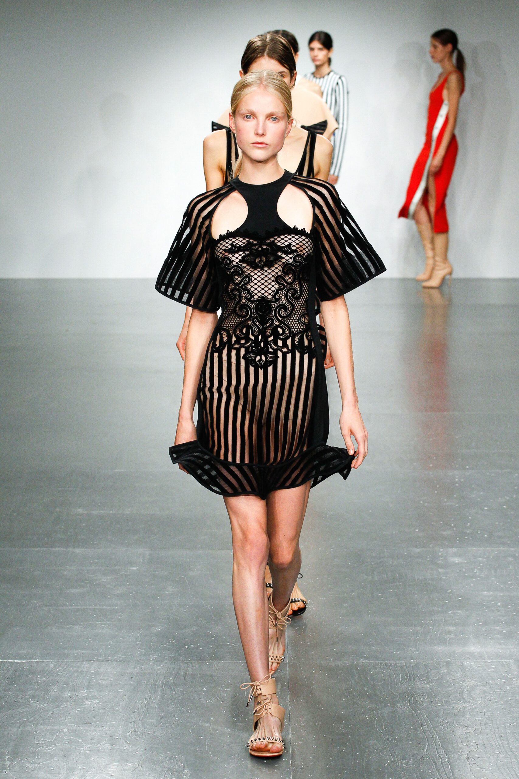 David Koma S/S 18 Look 92