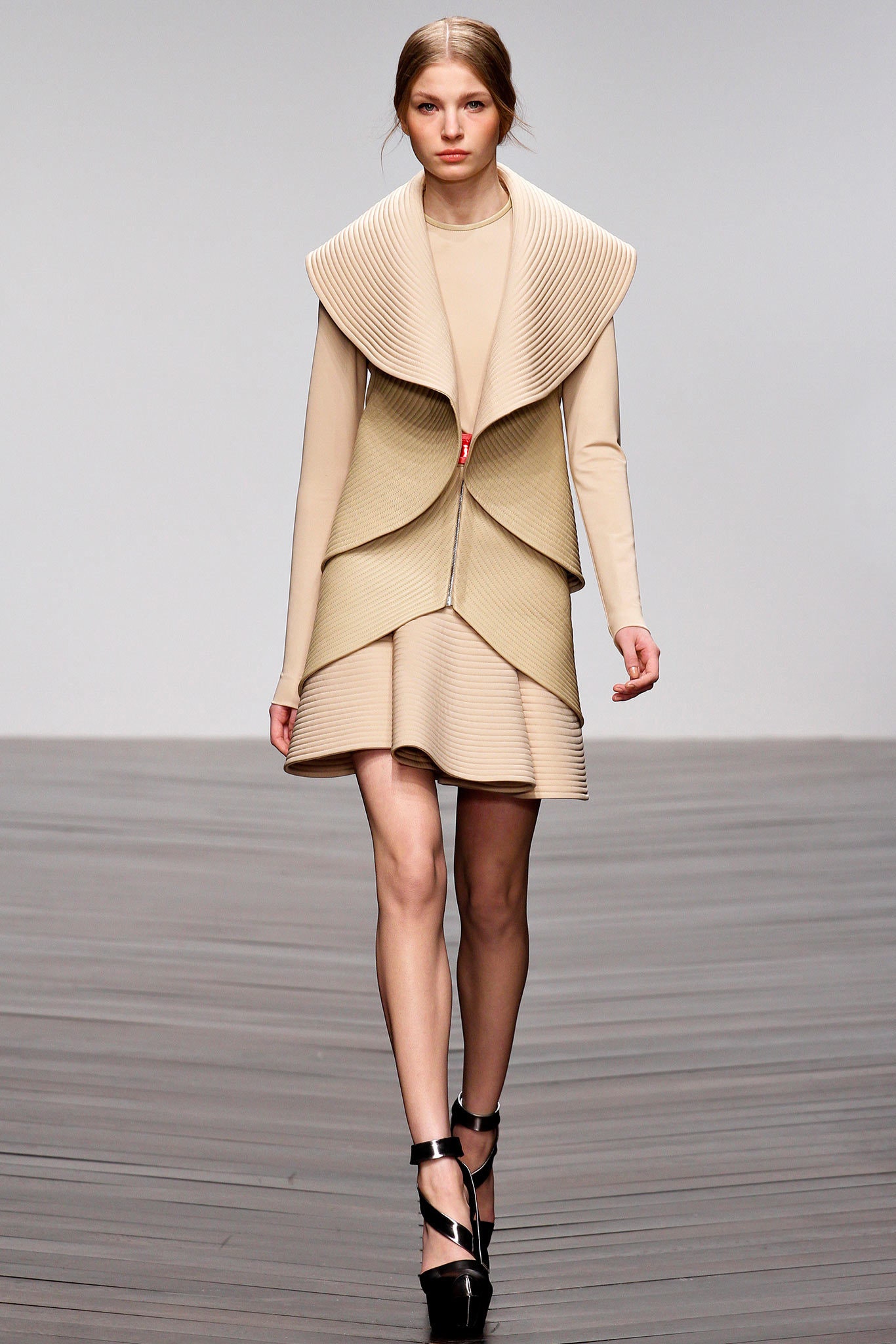 David Koma F/W 13 Look 44