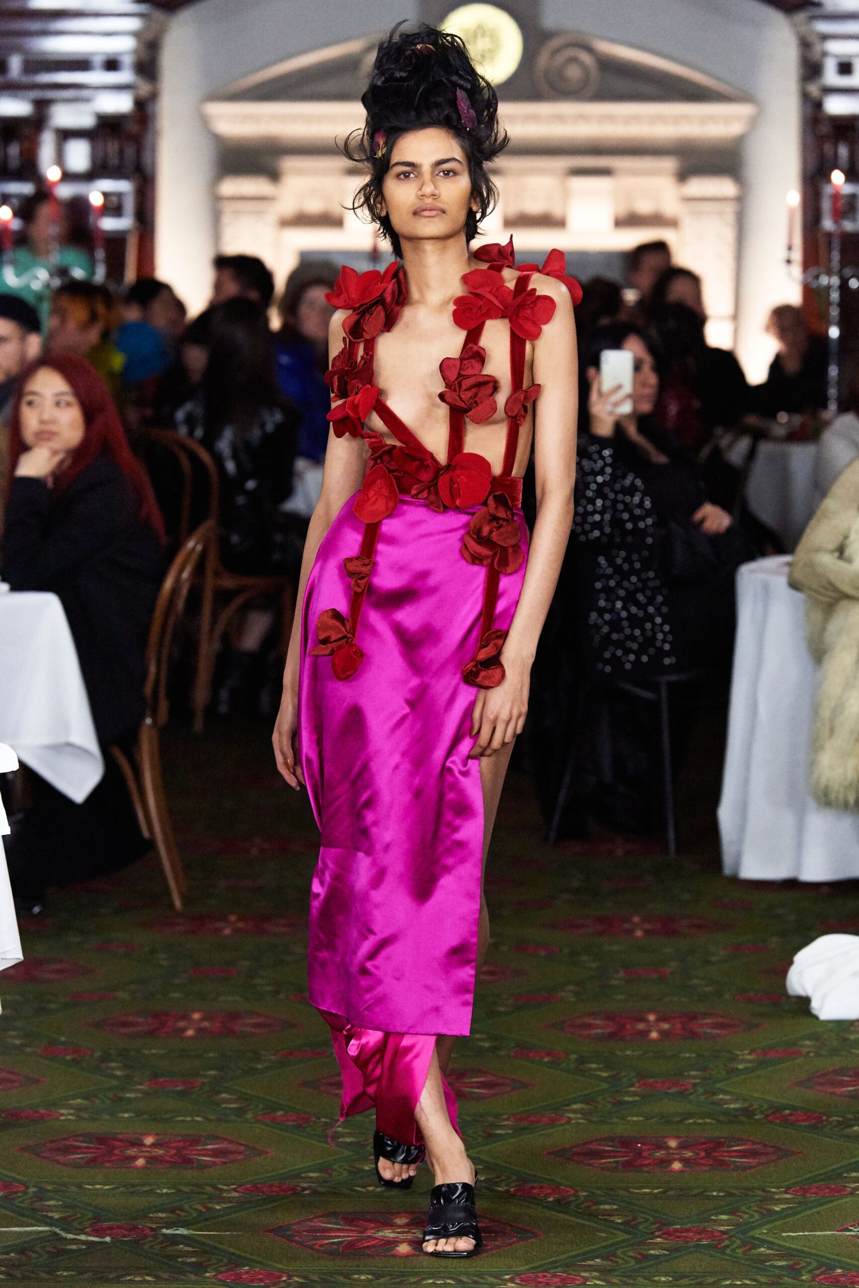 Dilara Findikoglu F/W 20 Look 3