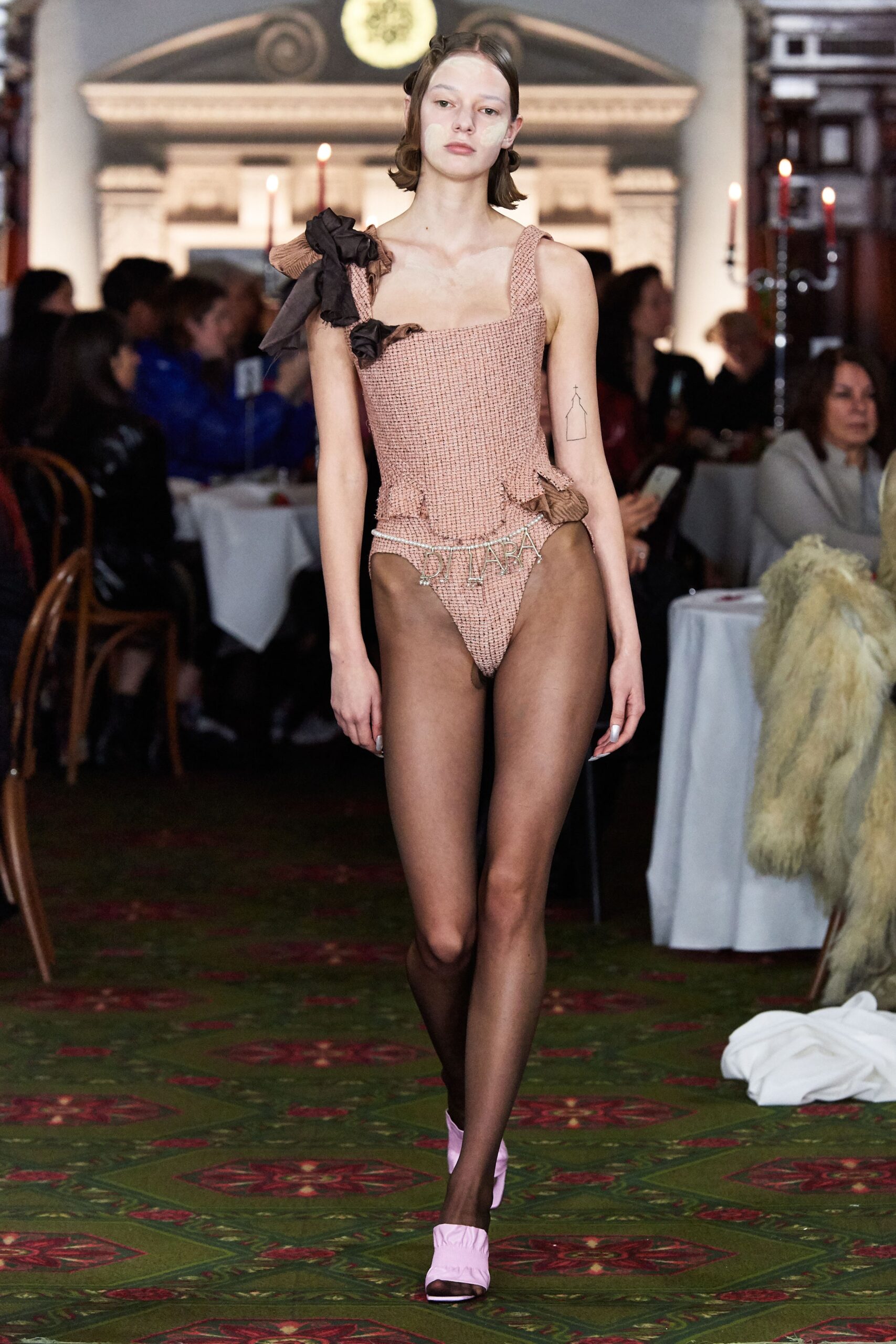 Dilara Findikoglu F/W 20 Look 6