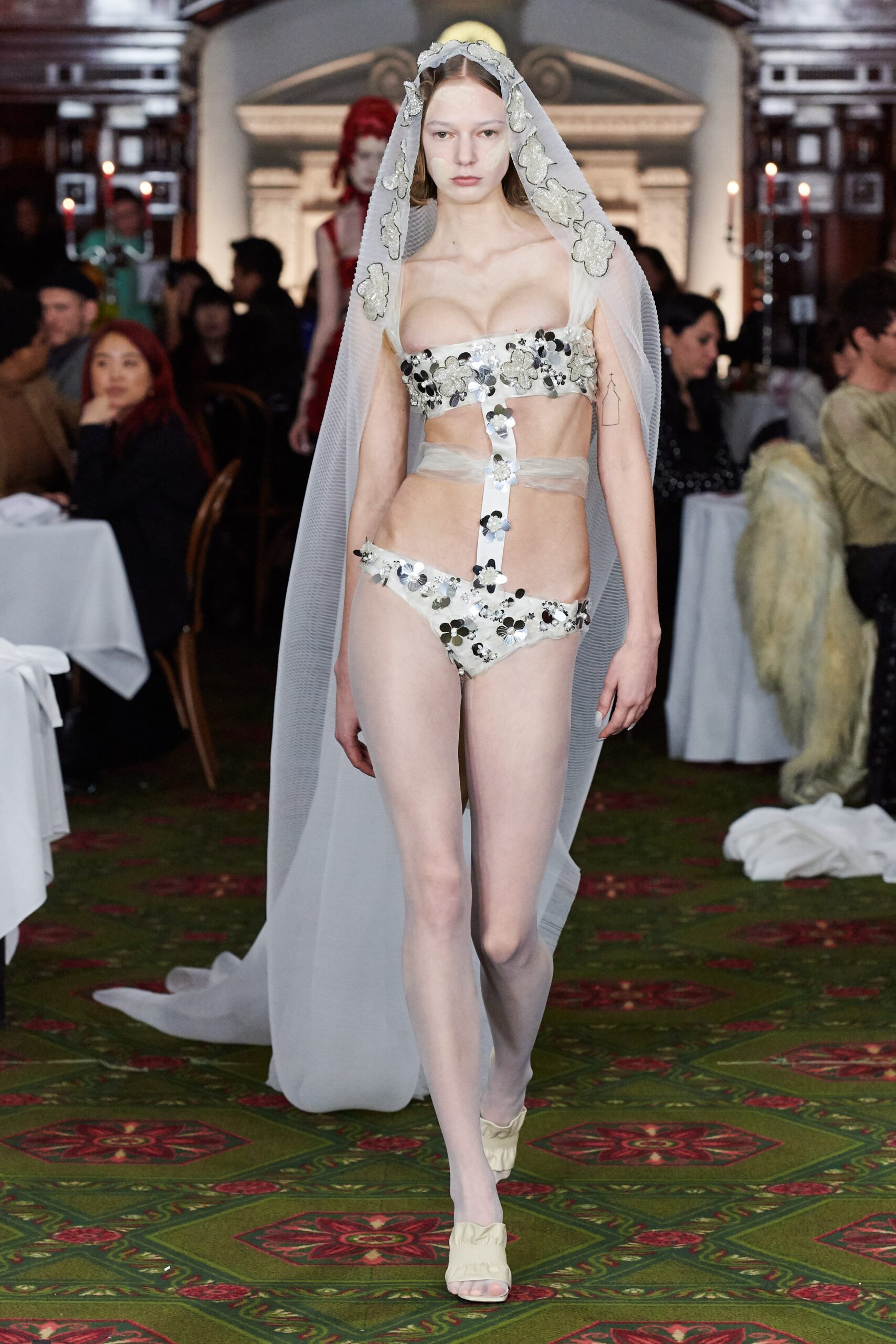 Dilara Findikoglu F/W 20 Look 27