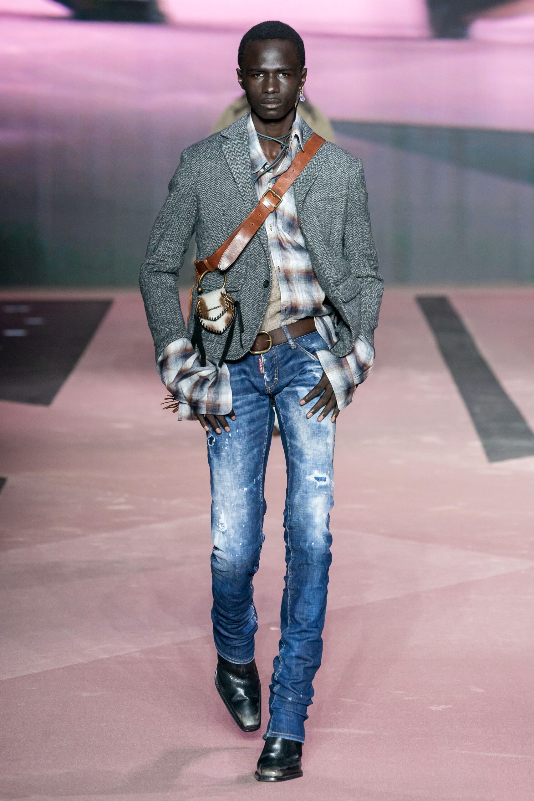 Dsquared2 F/W 20 Look 6