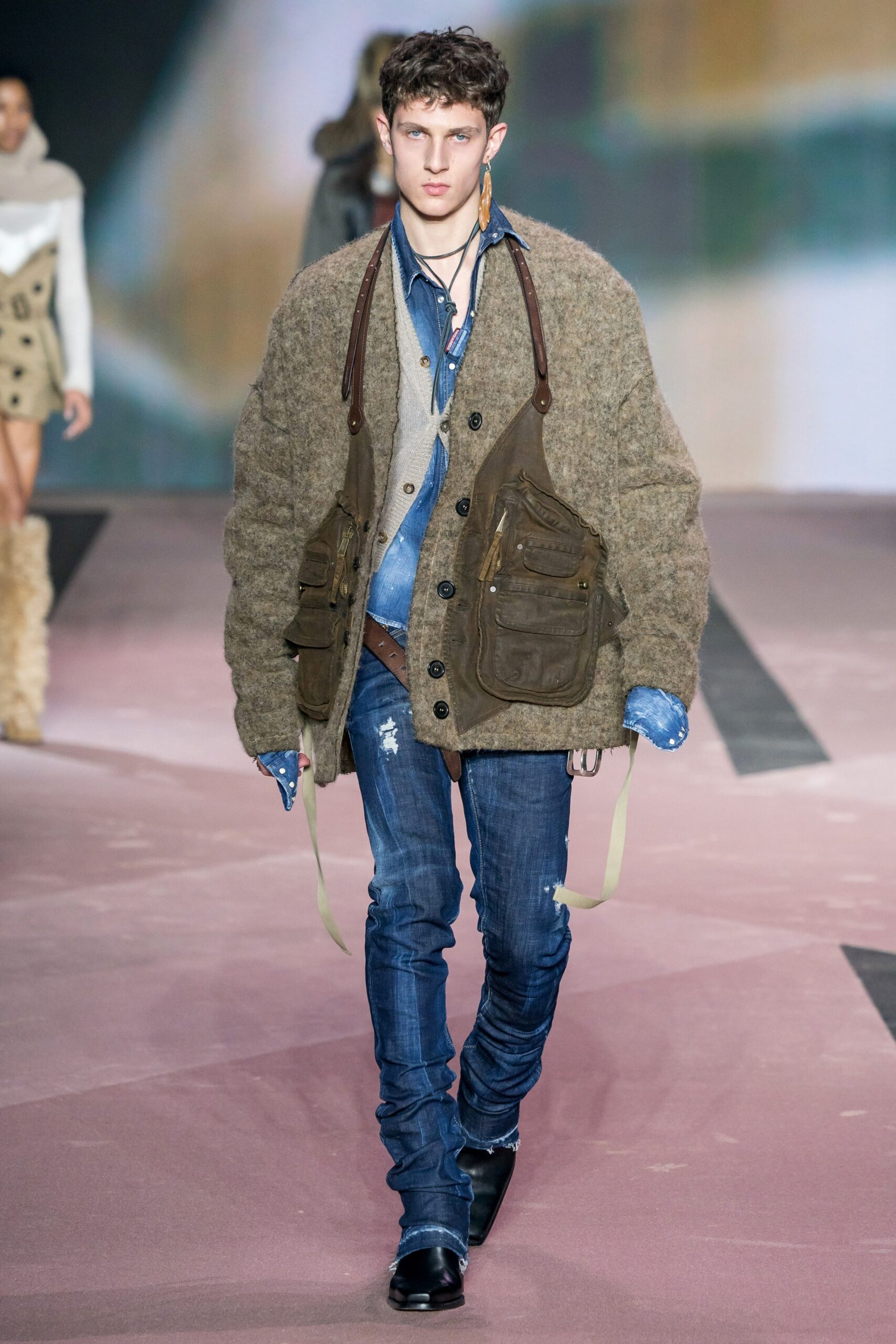 Dsquared2 F/W 20 Look 22