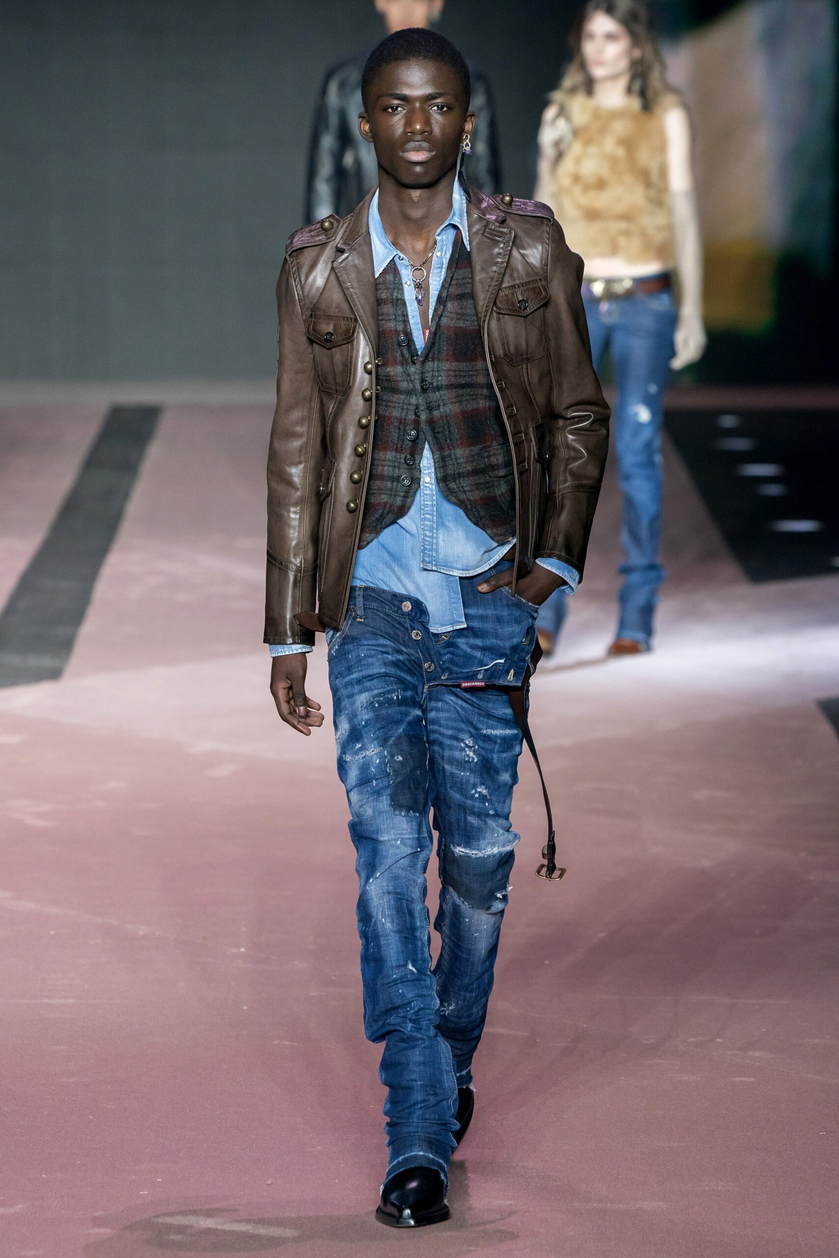 Dsquared2 F/W 20 Look 25