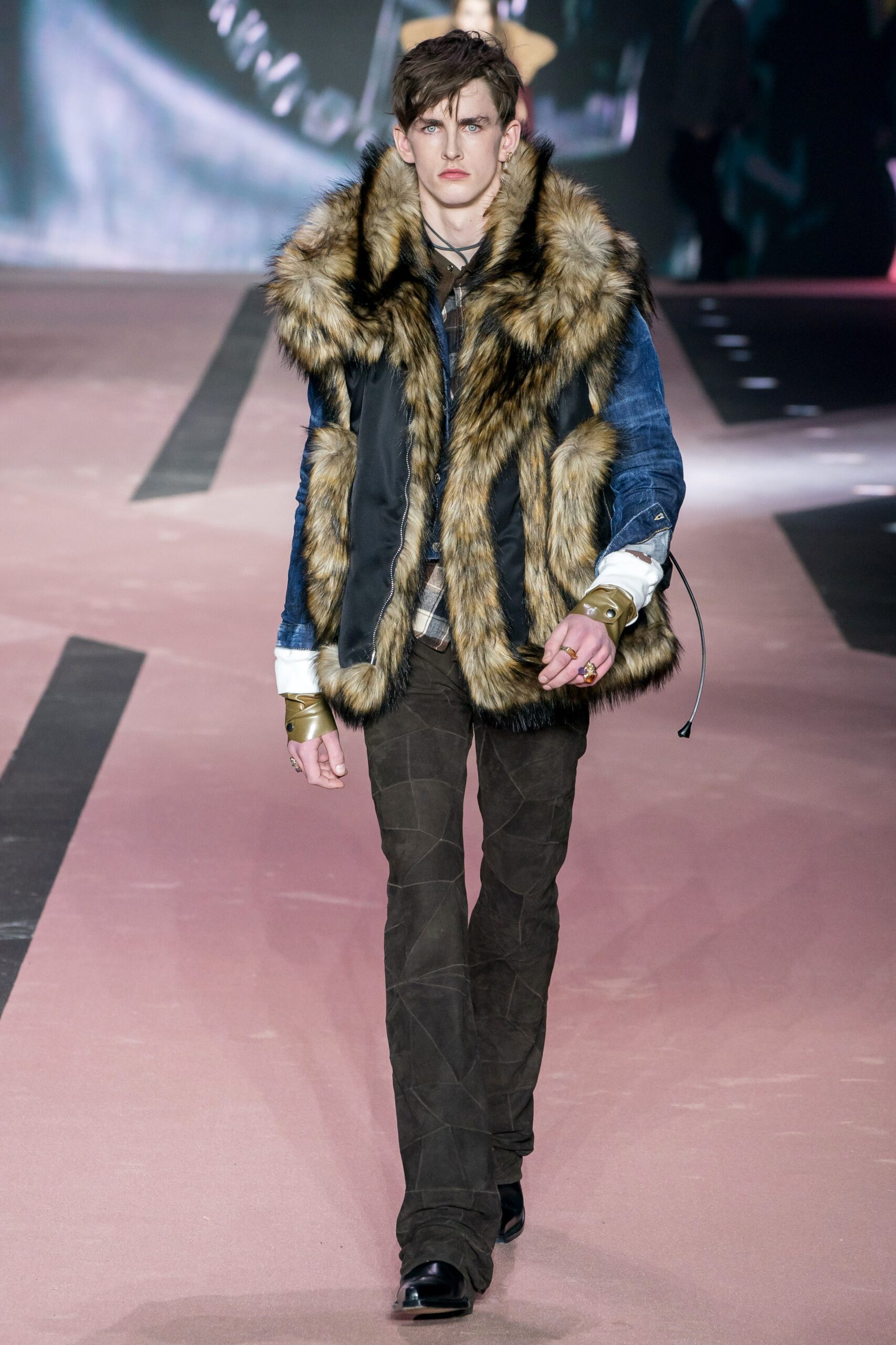 Dsquared2 F/W 20 Look 31