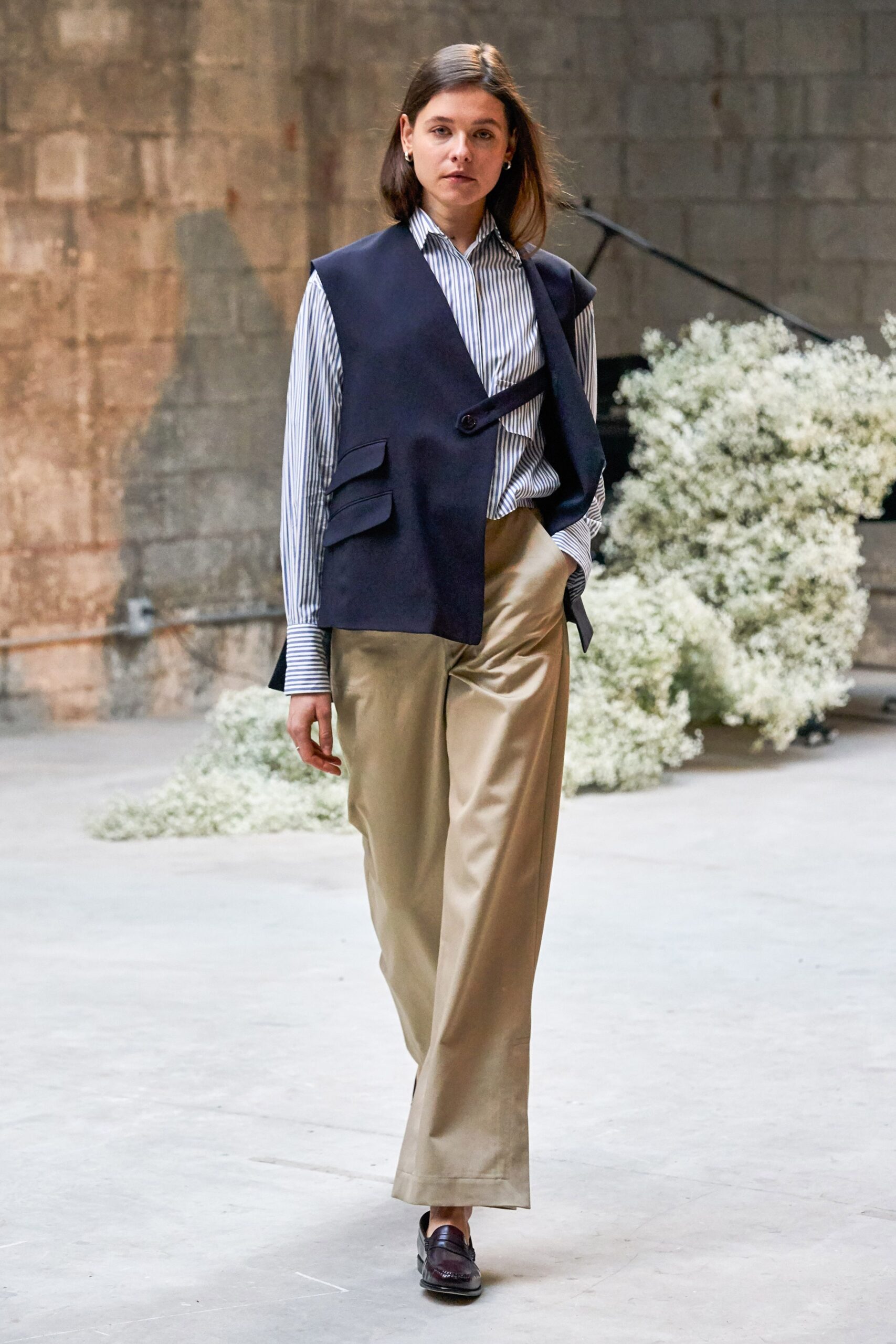 Deveaux F/W 19 Look 14