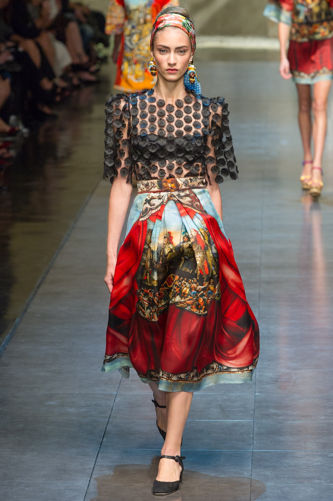 Dolce & Gabbana S/S 13 Look 11