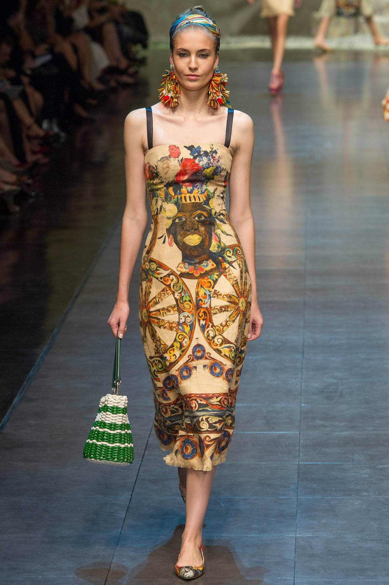 Dolce & Gabbana S/S 13 Look 30