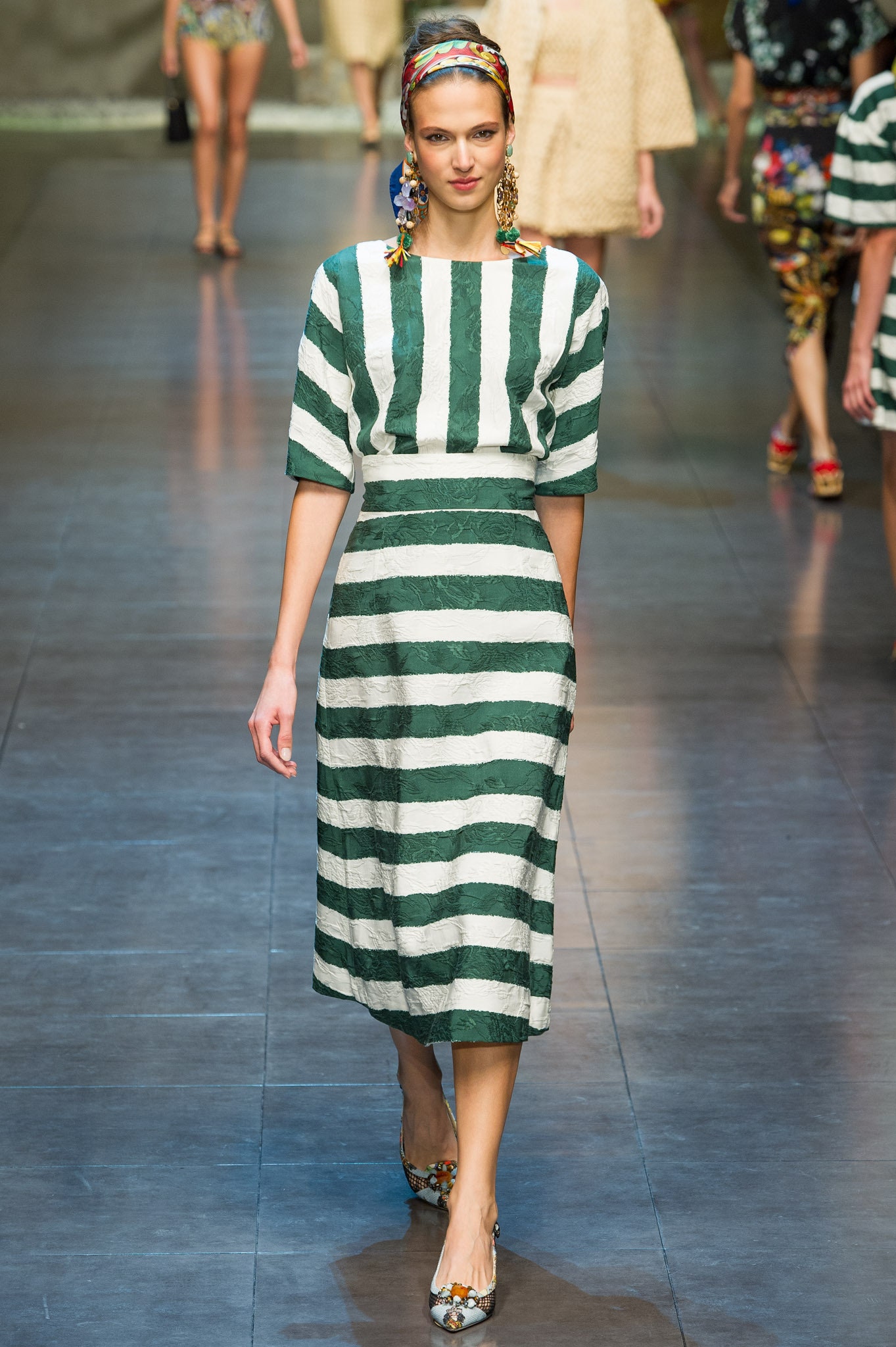 Dolce & Gabbana S/S 13 Look 45