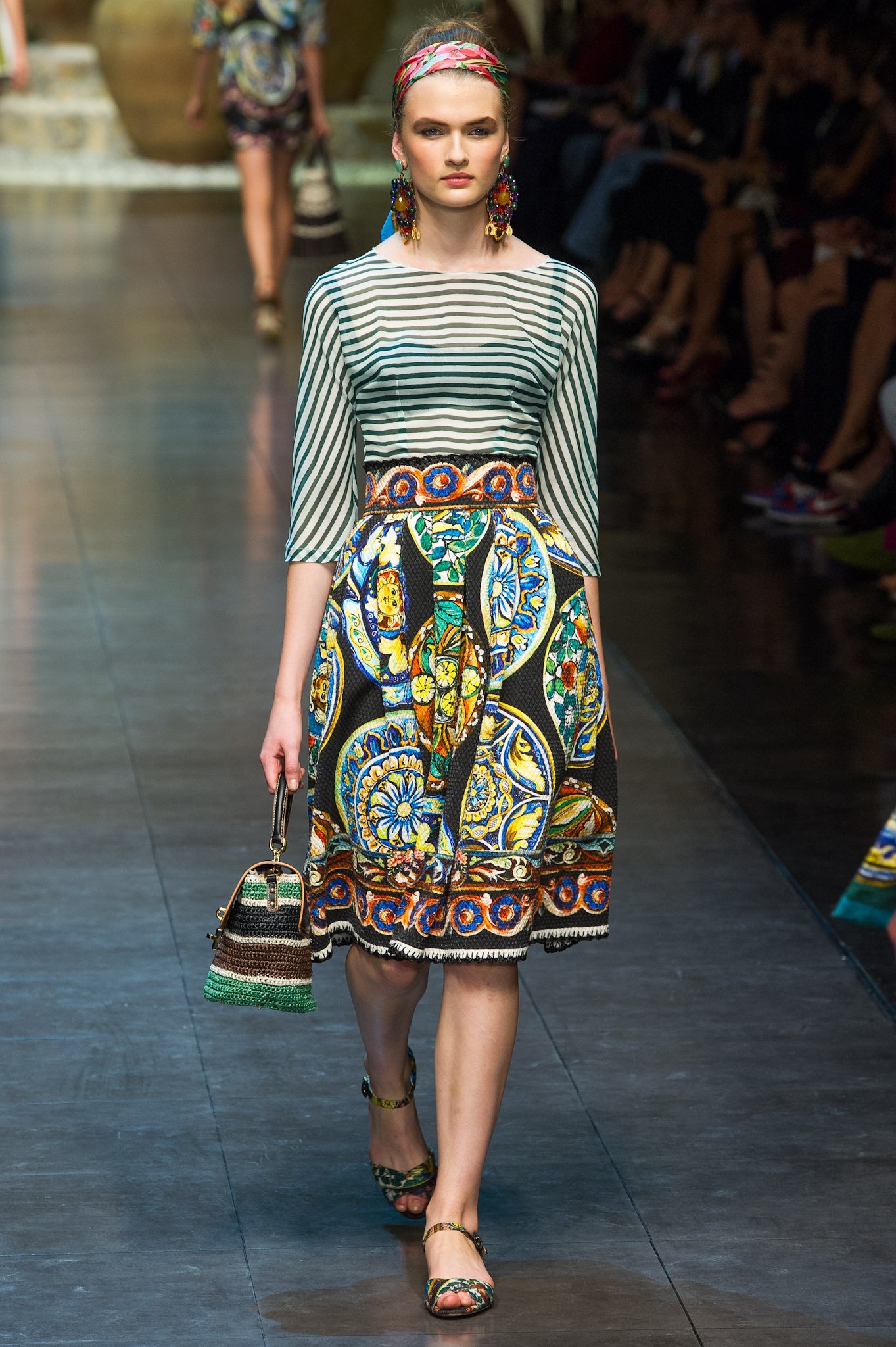 Dolce & Gabbana S/S 13 Look 52