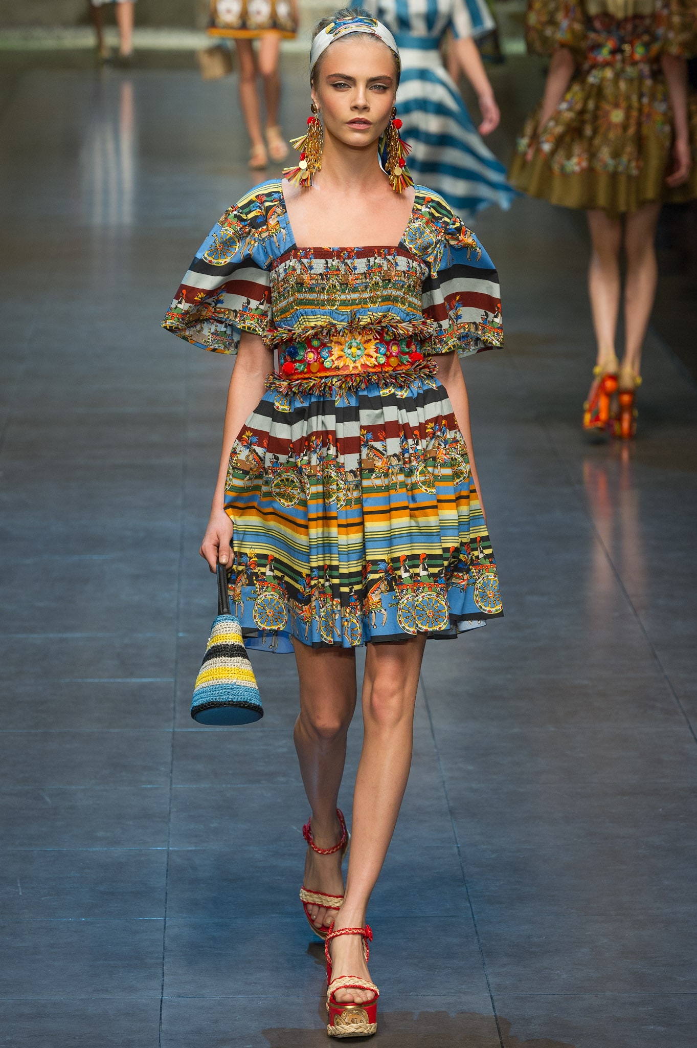 Dolce & Gabbana S/S 13 Look 57