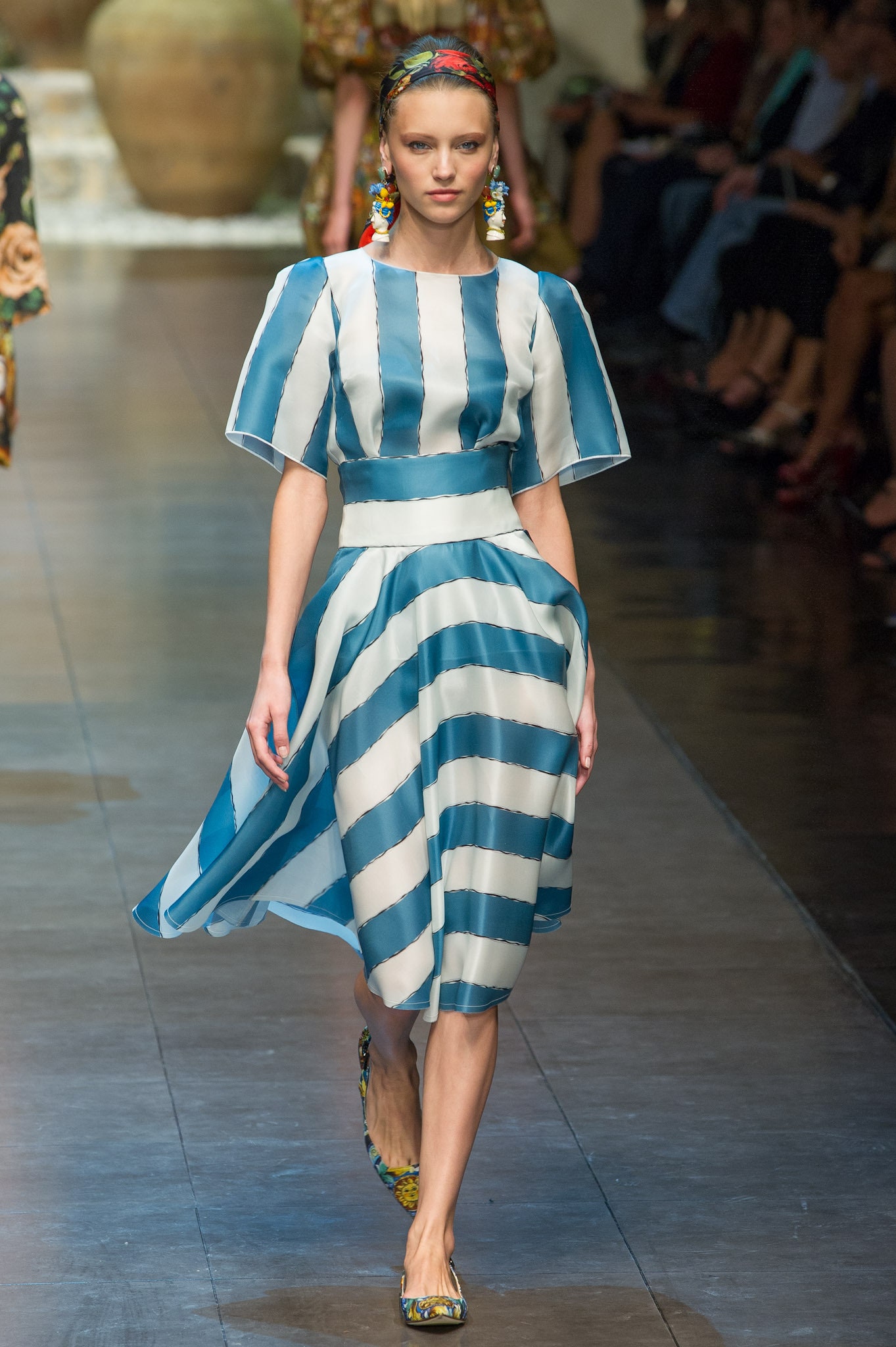 Dolce & Gabbana S/S 13 Look 58
